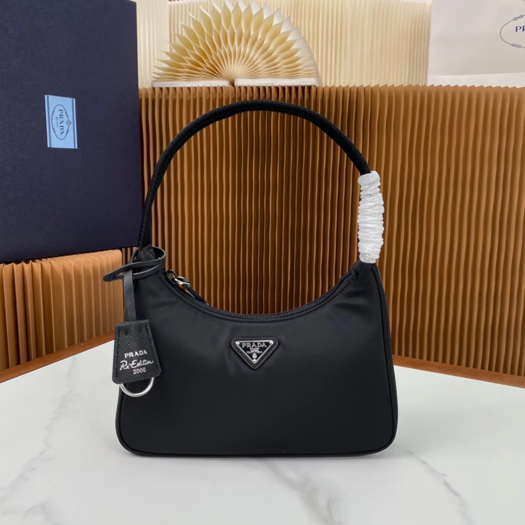 Сумка-подмышка Prada-1NE515 HOBO из парашютной ткани
