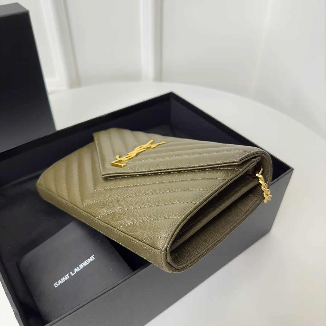 Часы YSL Monogram Caviar WOC темно-зеленые с золотой пряжкой, 22 см, 1