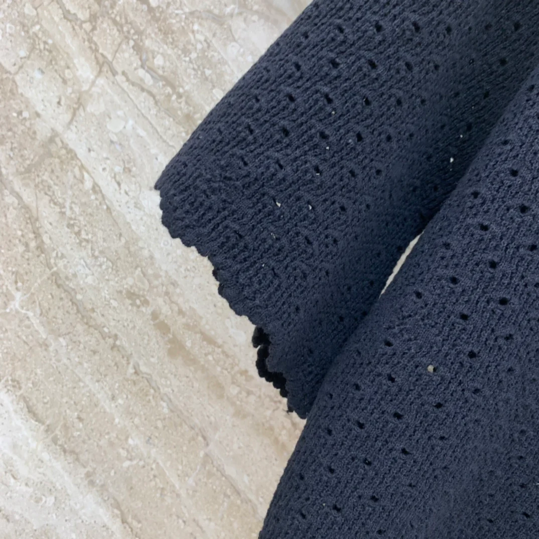 Chanel 2403 - Ажурный вязаный топ - Черный