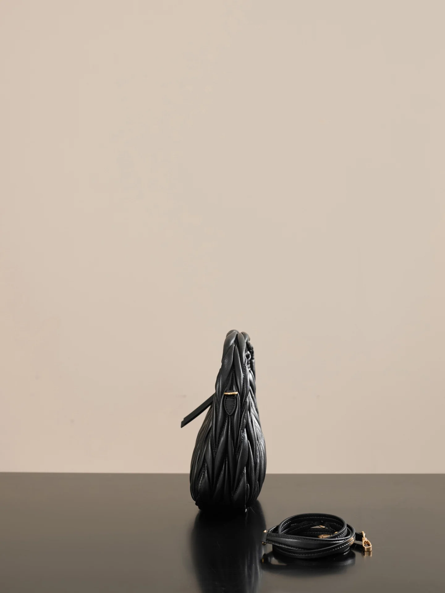 Miu Miu-5bc125m900-??????-????-Маленький-Черный