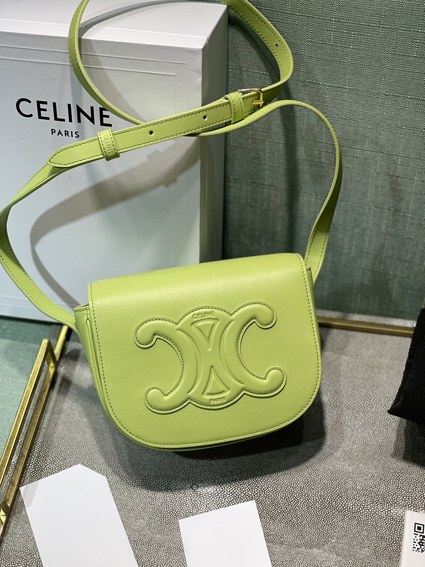 Сумка-седло Celine Kiwi Green Folco Cuir