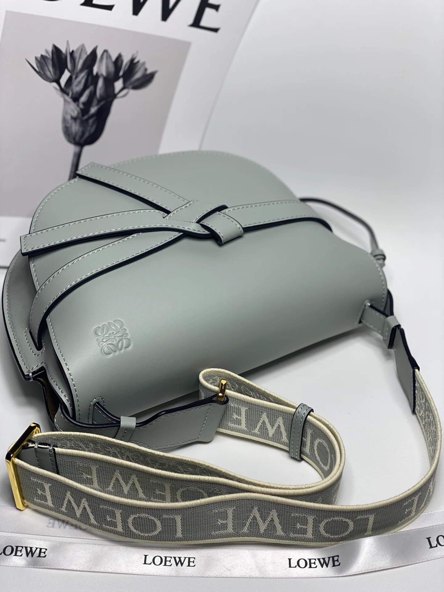 Сумка-седло Loewe-gate Letter с широким плечевым ремнем - маленькая - 2 шт.