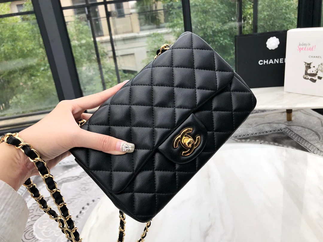 Chanel - сумка из французской овечьей кожи - CF - 20 см