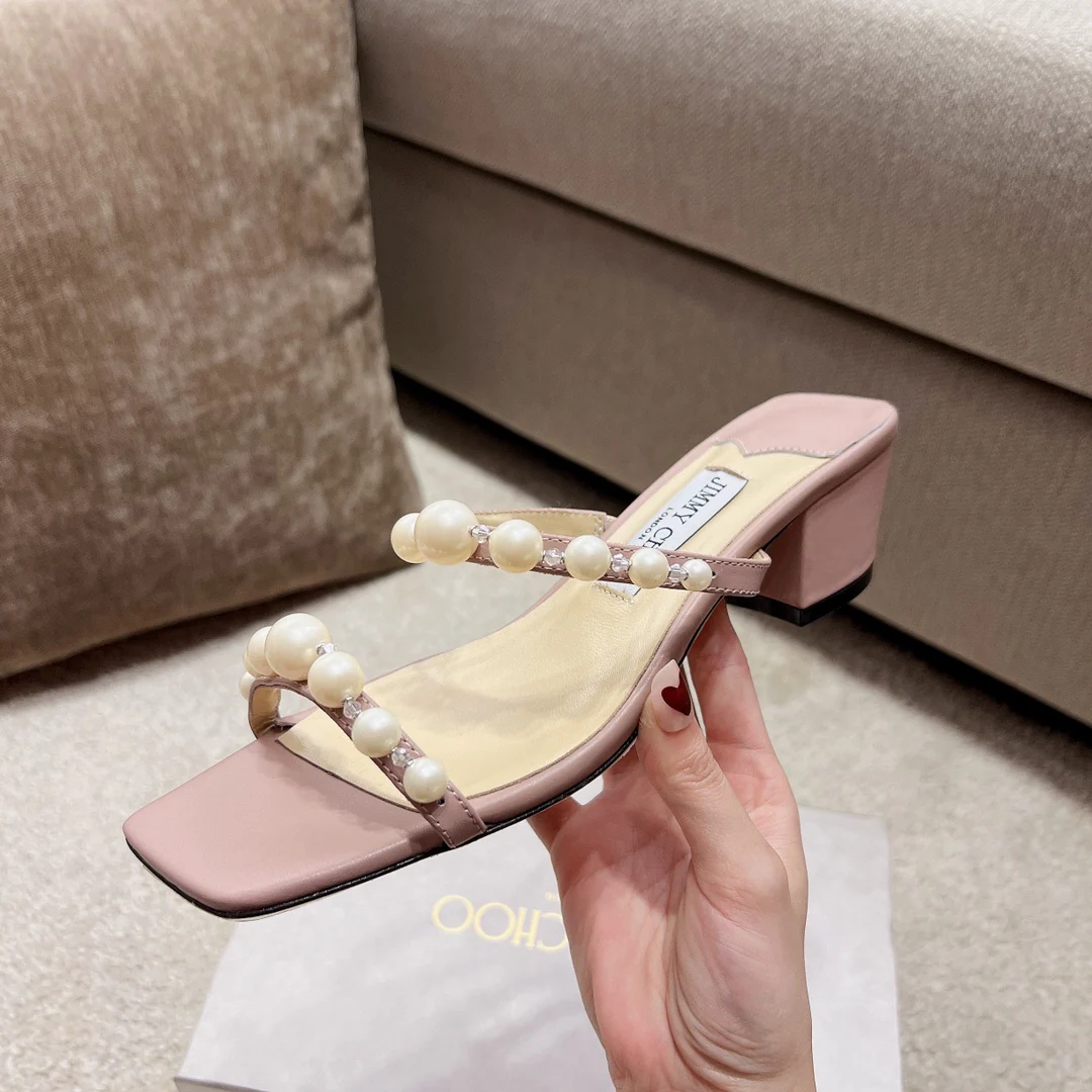 Сандалии Jimmy на толстом каблуке