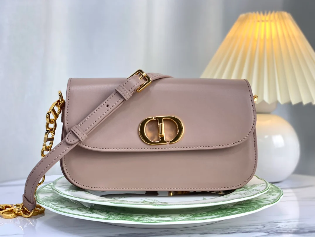 Dior 30 Montaigne Avenue (розовый)