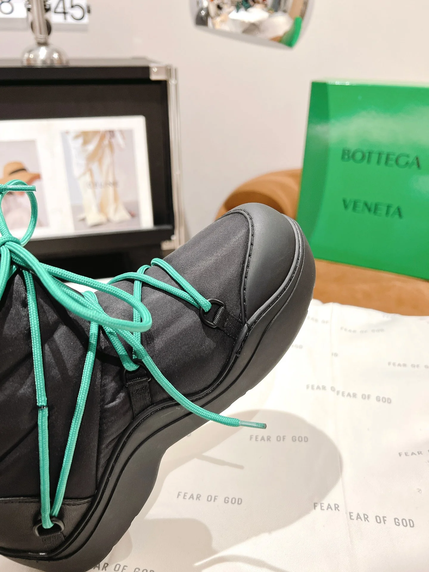 Походные ботинки BV до середины икры