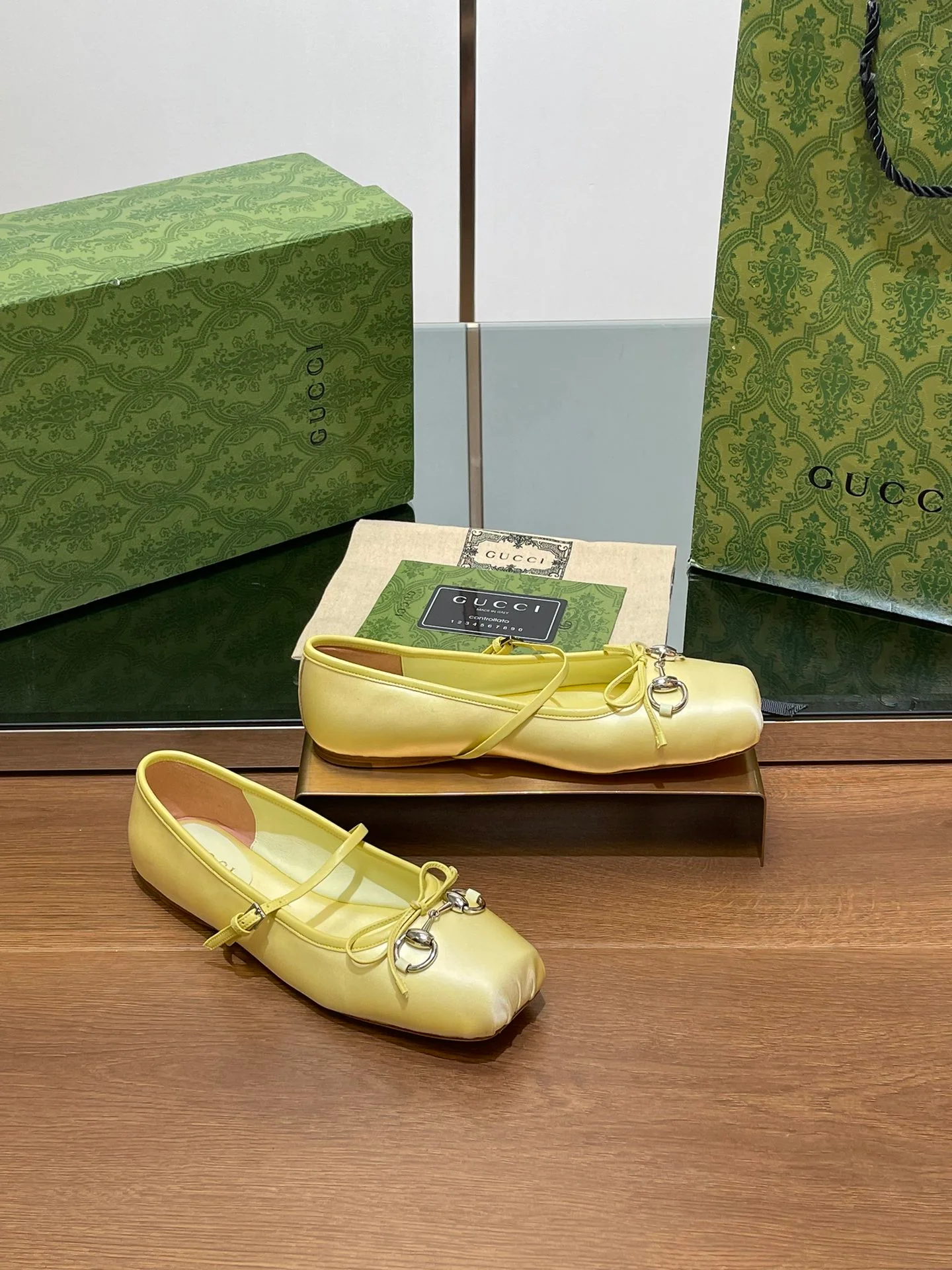 Балетки Gucci 2024 - желтые