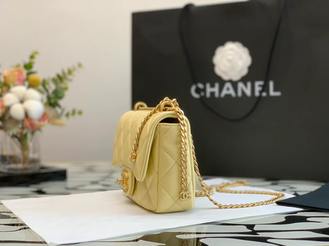 Chanel Новинка 2022 года - Квадратная сумка-мешок с эмалированной пряжкой - 2 шт.