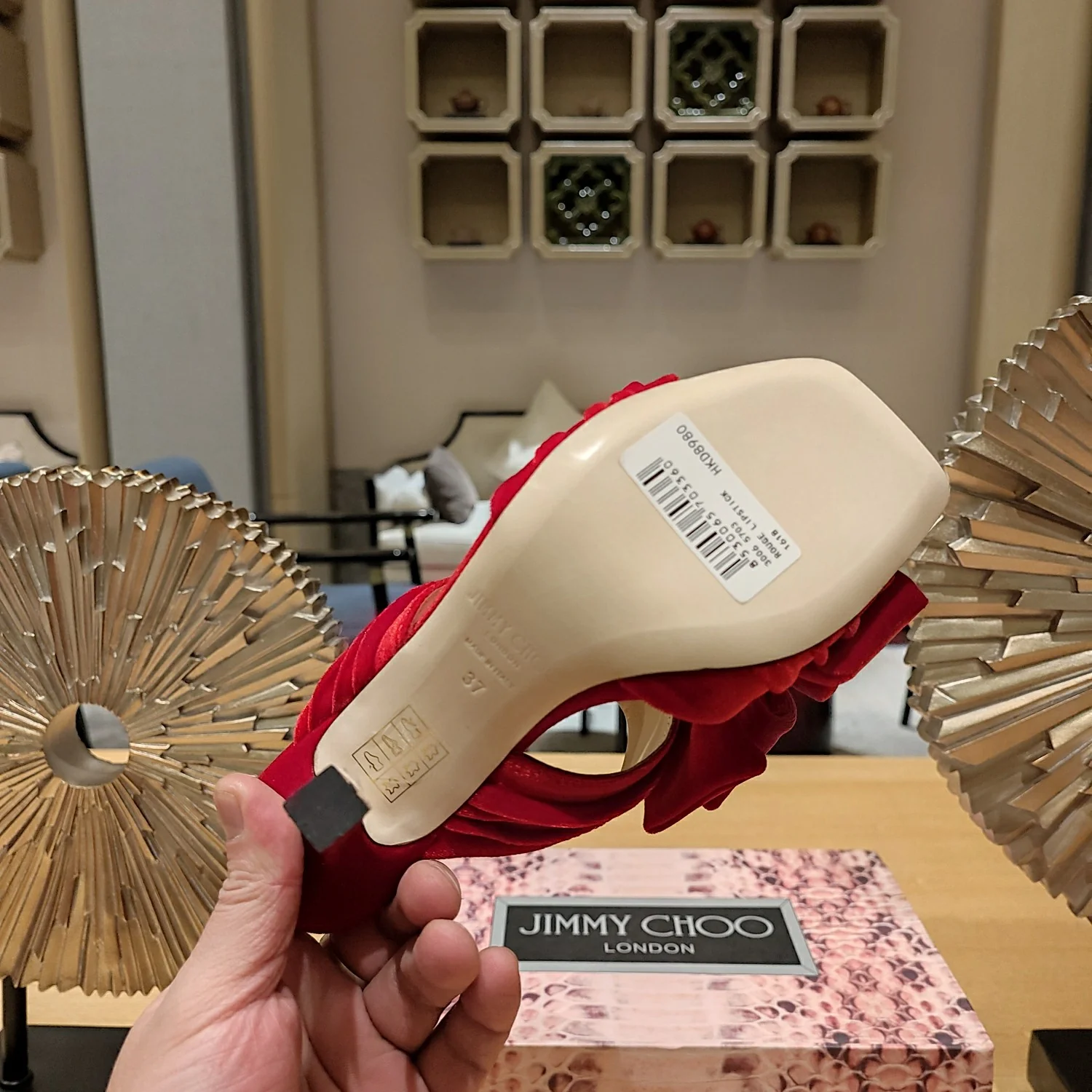 Jimmy - Босоножки на шпильке с двойным бантом и мятой поверхностью - Красные