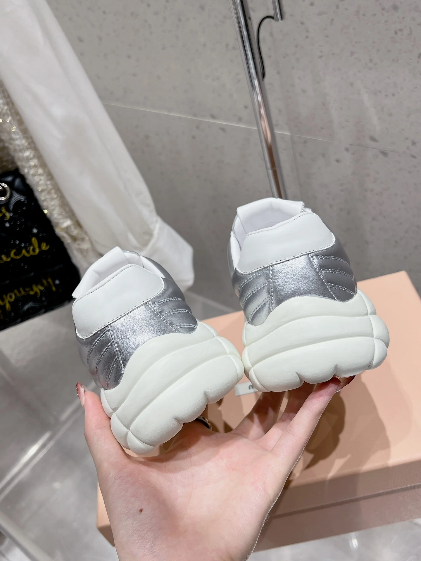 Miu Miu - Бейсбольные кроссовки с закругленным носком - Серебристые