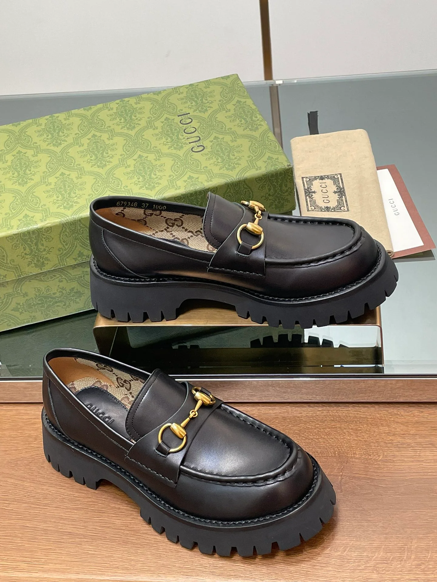 Повседневные туфли на платформе Gucci 2024 - черные