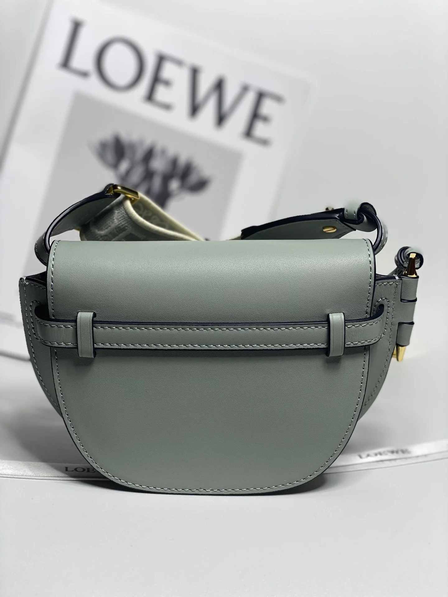 Сумка-седло Loewe-gate Letter с широким плечевым ремнем - мини - 2