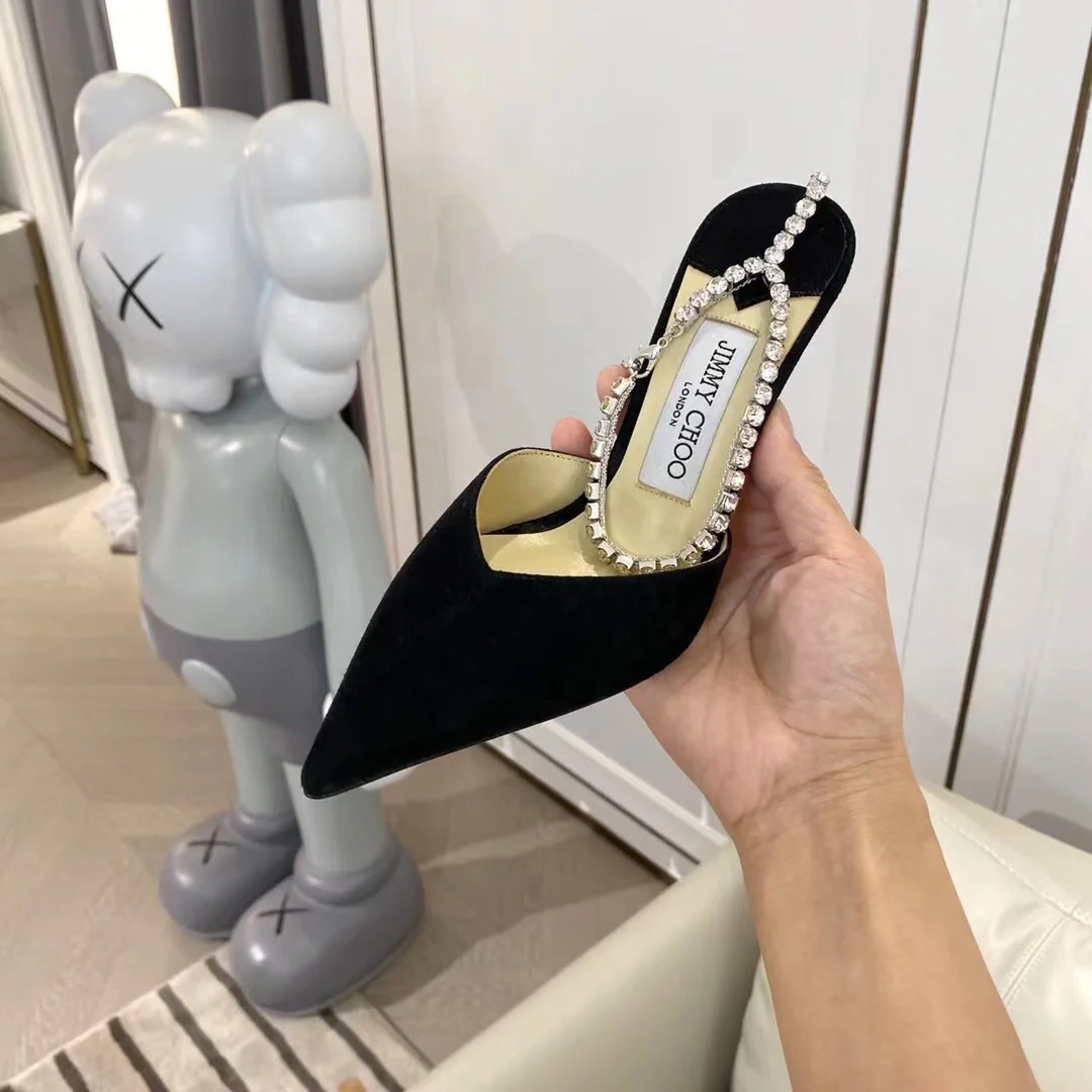 Jimmy - Цепочка с крестом и стразами - Туфли на высоком каблуке - 1