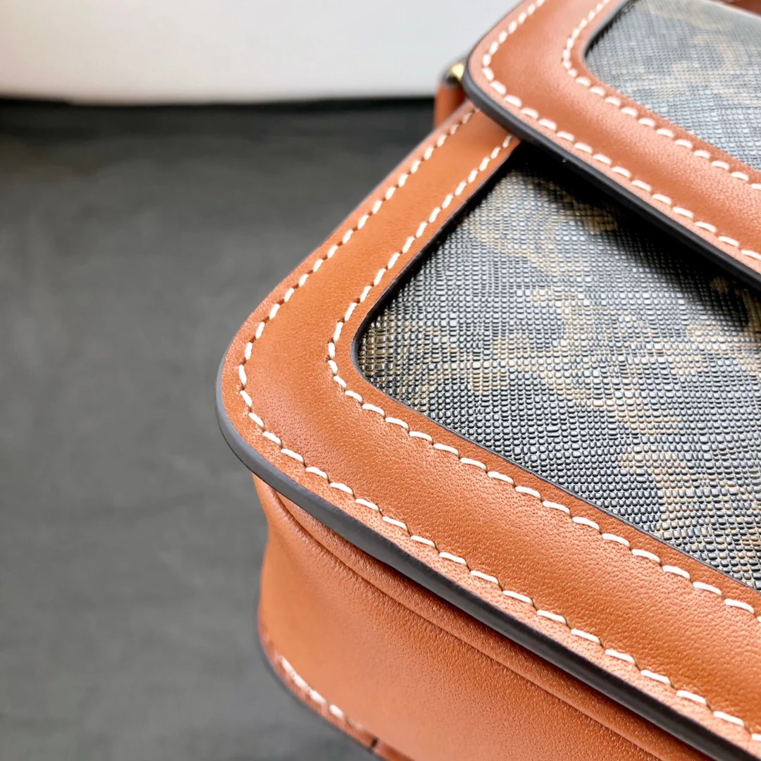 Сумка Celine Triomphe из телячьей кожи с покрытием и канвасом - подростковая - 18 - 5 см