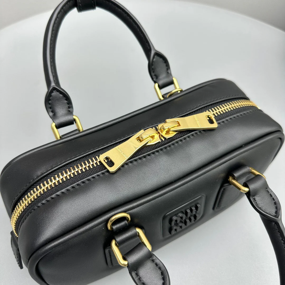 Сумка для боулинга Miu Miu - Маленькая - Черная