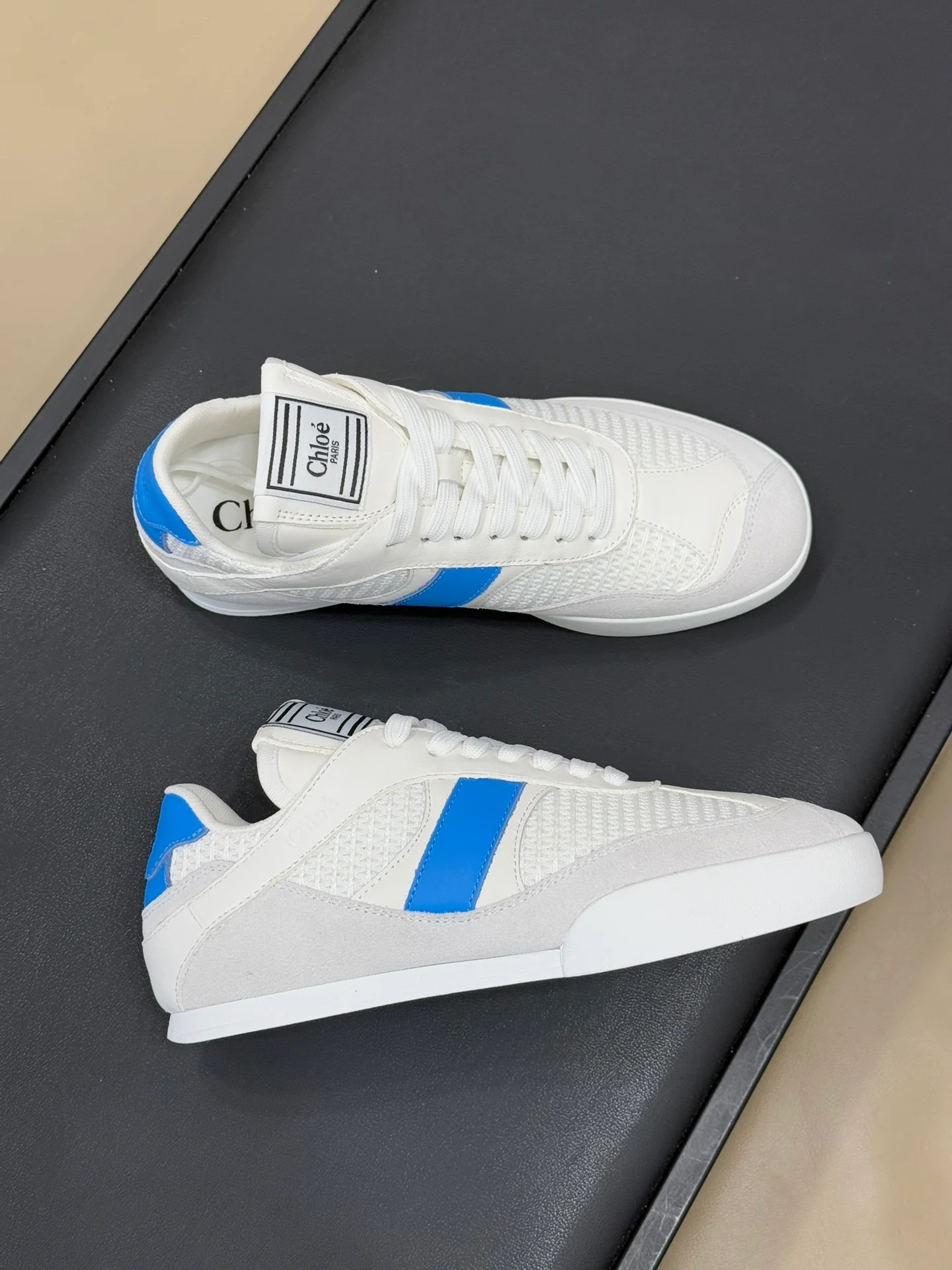 Повседневные туфли Chloe 2024 - белые