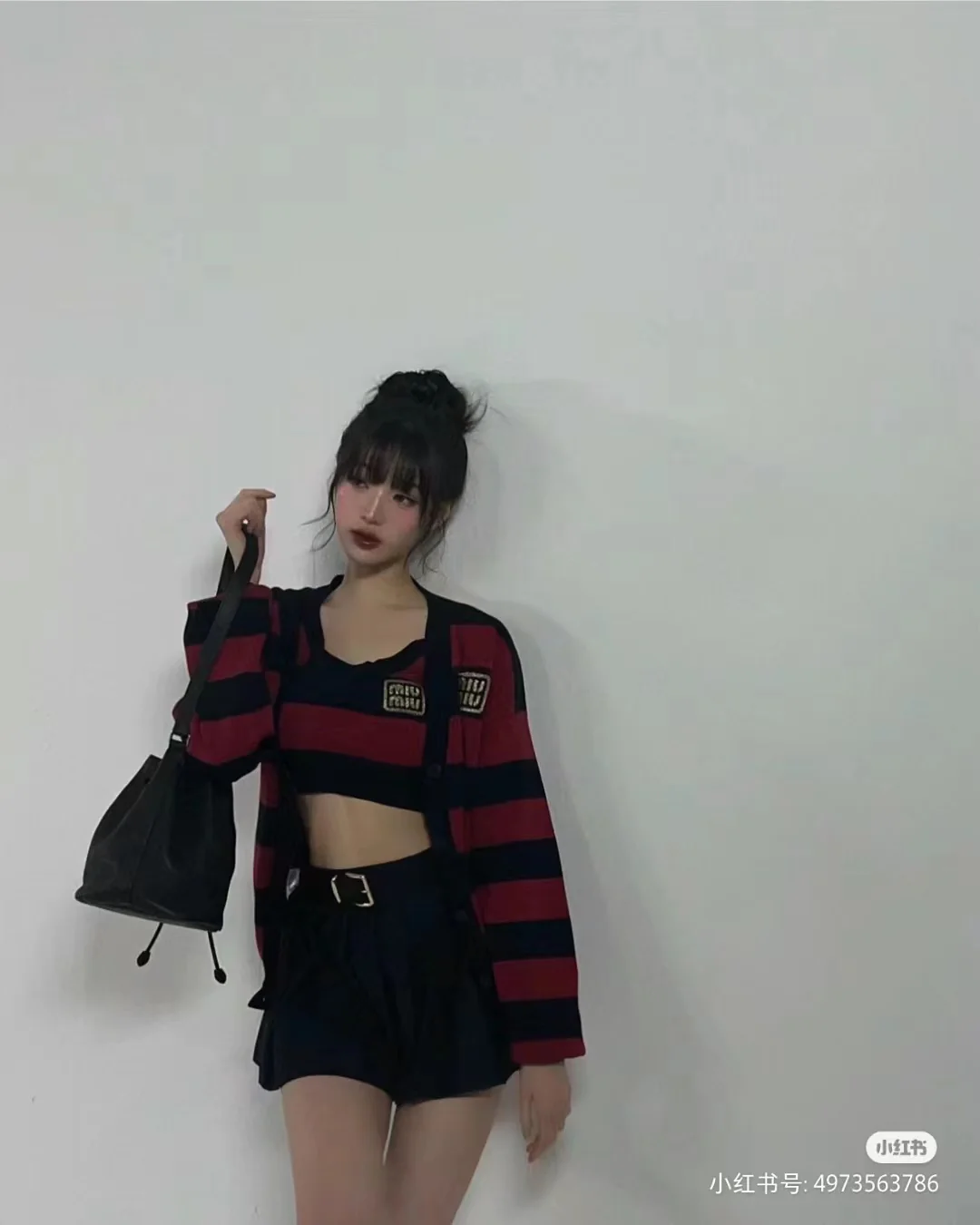 Miu Miu-5be090 - Премиальная сумка-ведро из телячьей кожи - Подходит для ношения на теле.