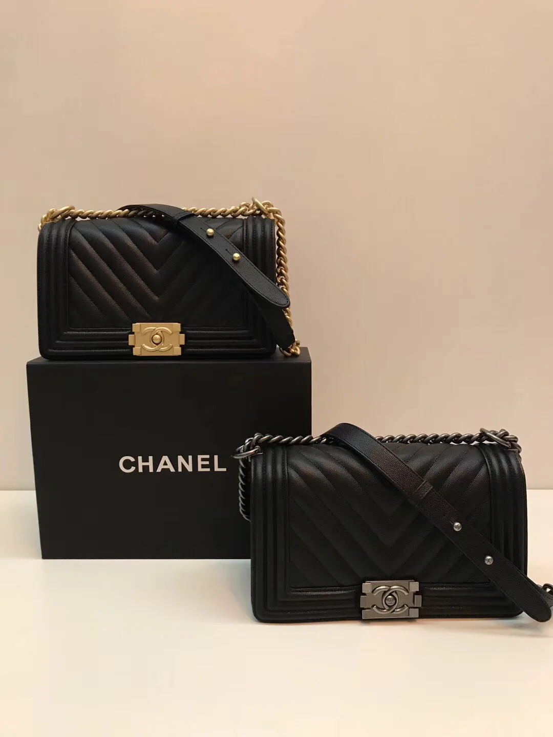 Chanel-boy-20cm-10