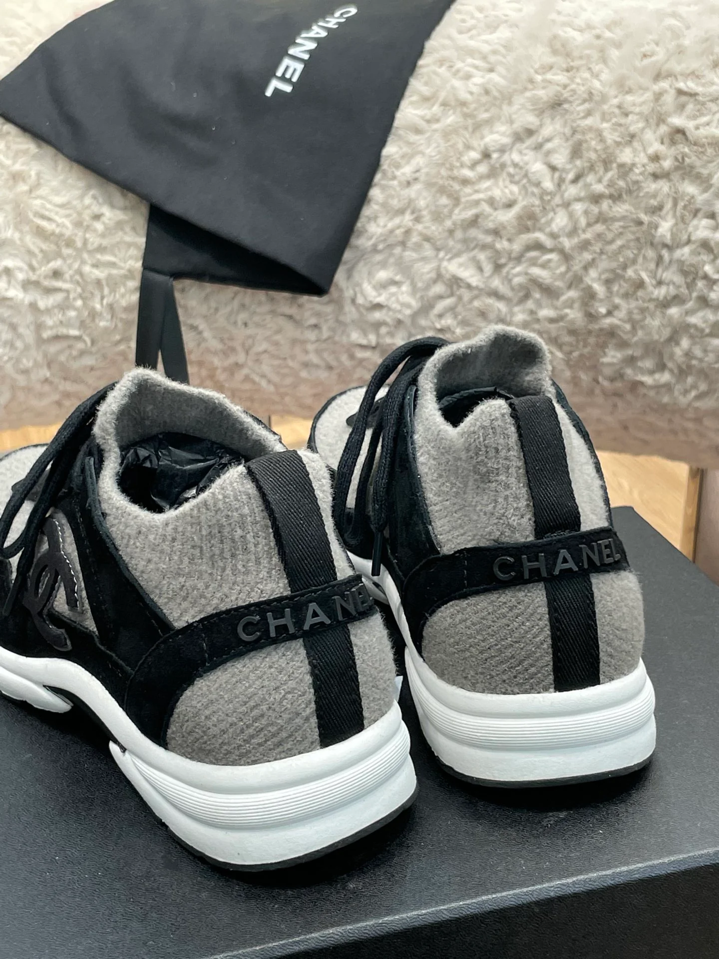 Chanel - Массивные туфли - Кроссовки - 1