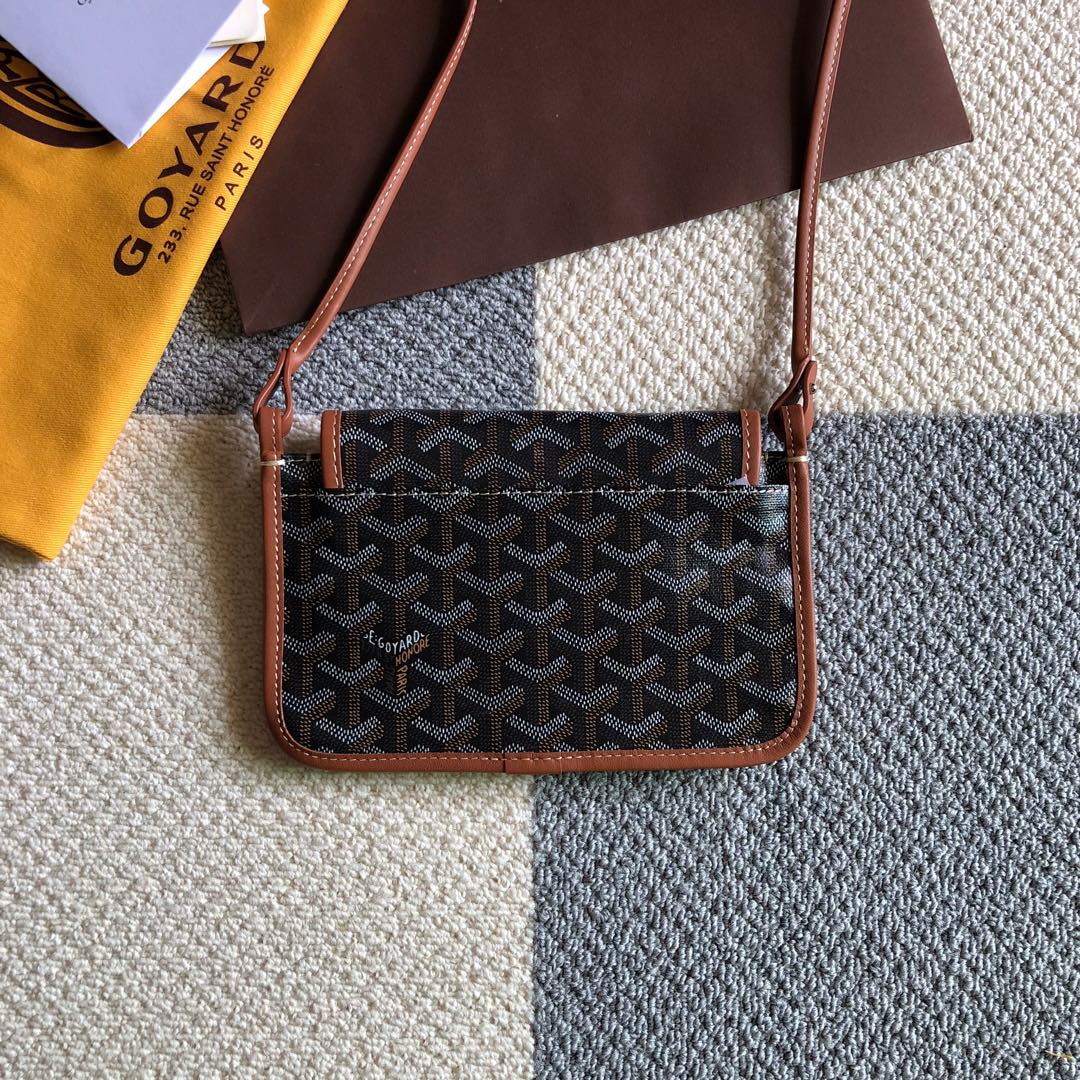 Серия Goyard Plumet — трехслойная сумка