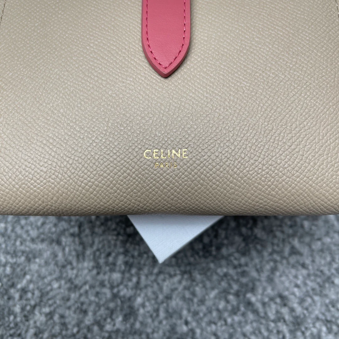 Кошелек Celine Strap из зернистой телячьей кожи - 1 шт.