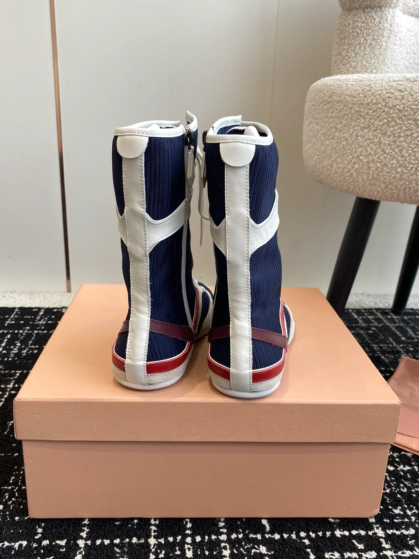 Повседневные сапоги-ботфорты Miu Miu 2025 - черные