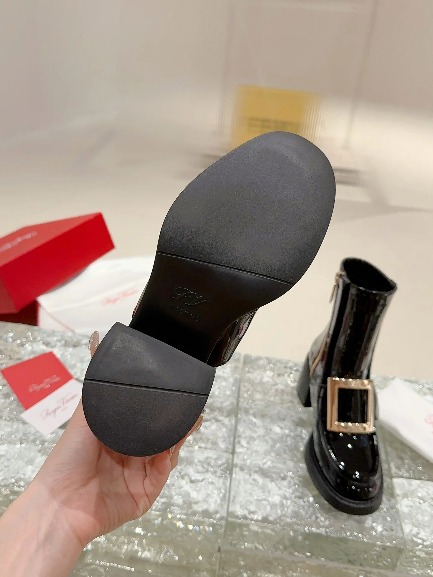 Ботильоны с квадратным носком и пряжкой - 2024 - Ботильоны с металлической пряжкой - Черные