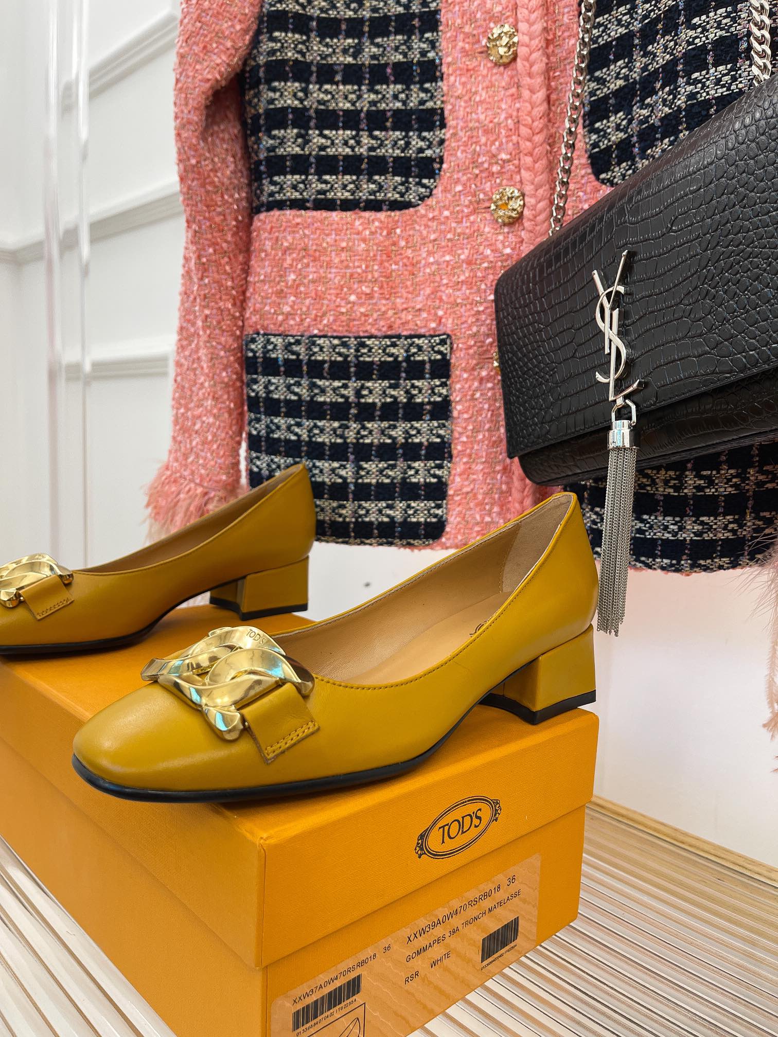 Tods - Лоферы с металлической пряжкой - Бежевый/Желтый