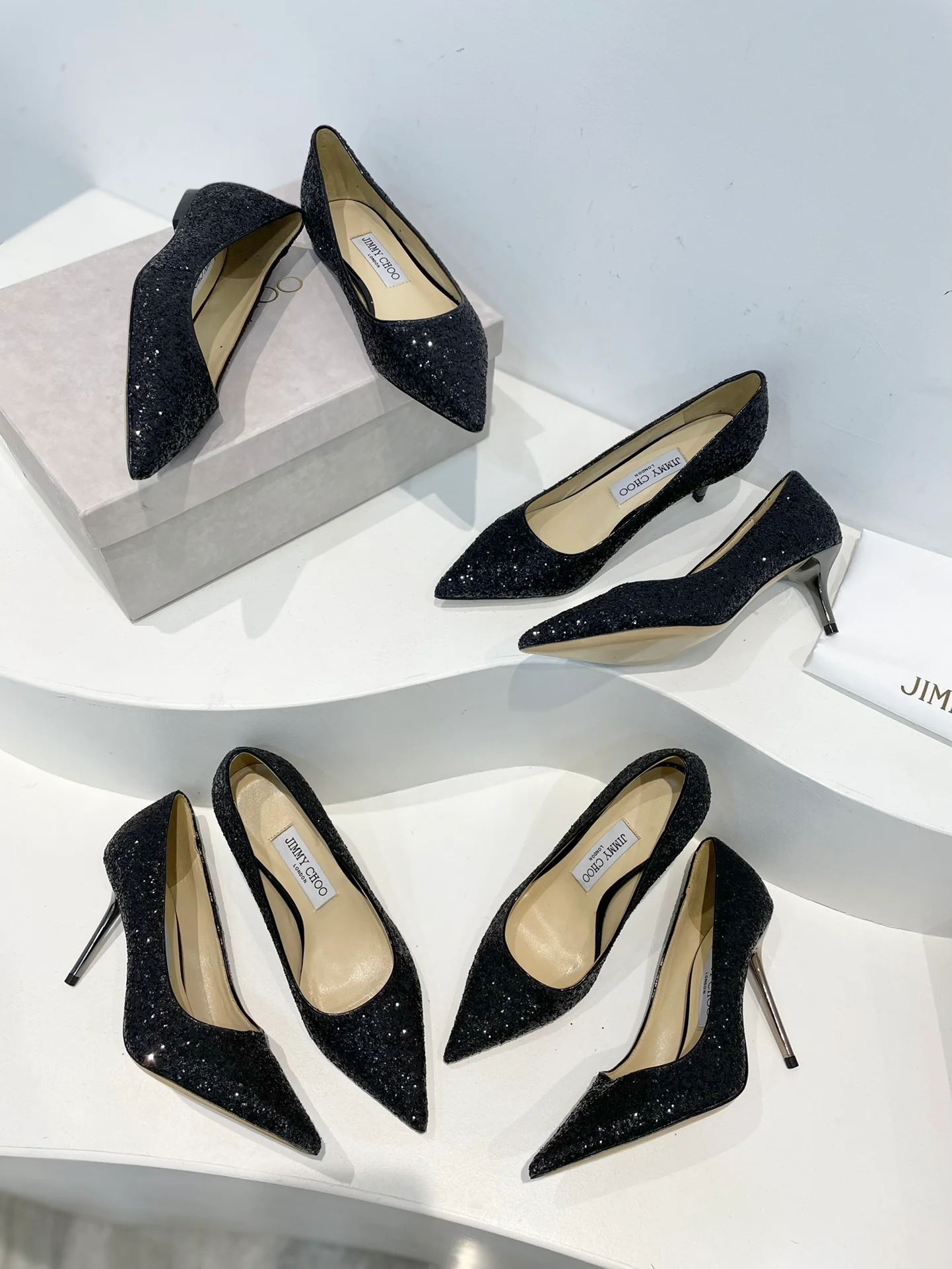 Туфли-лодочки Jimmy с острым носком на шпильке - Черные - 1