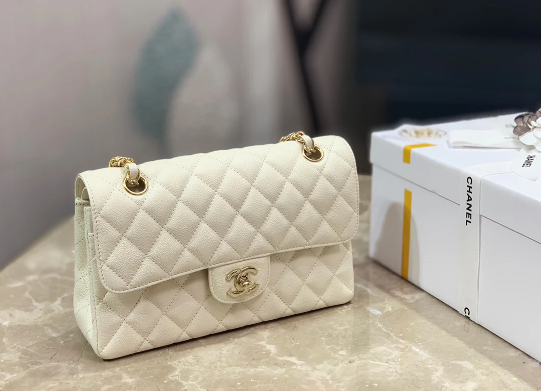 Сумка Chanel Sesame Pattern CF Bag - Milkshake White Gold Hardware - 23 см