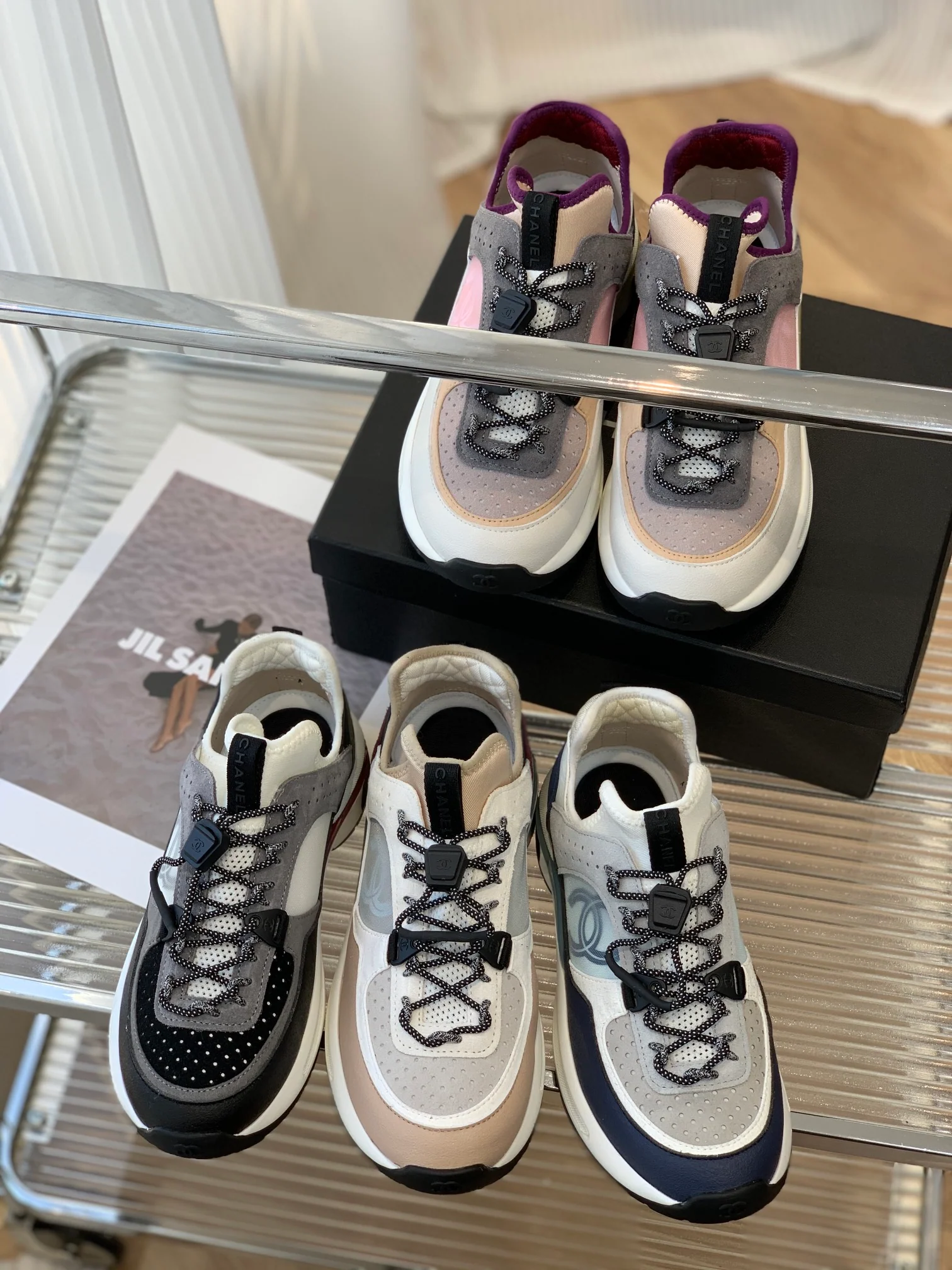 Chanel - Повседневные кроссовки - Серые/Розовые