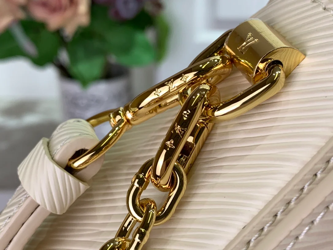 Сумка LV Twist West с узором ?водная рябь? — белая.