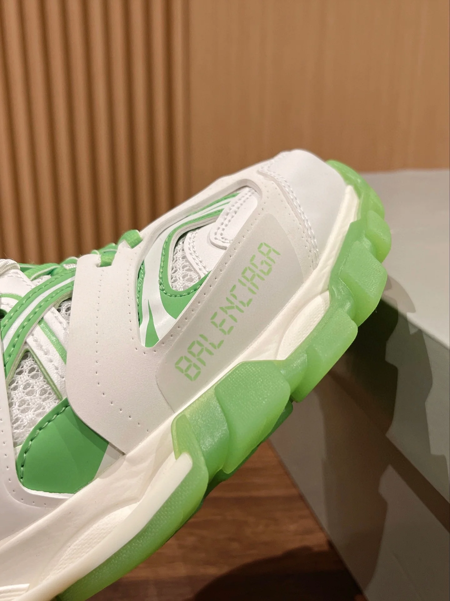 Кроссовки Balenciaga Track 3-0 (3-го поколения) Chunk - унисекс - бело-зеленые