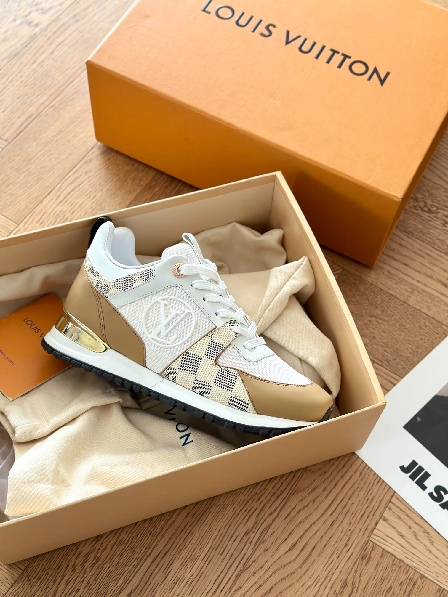 Кроссовки LV Runaway - серия Milk Tea Brown - модель 4