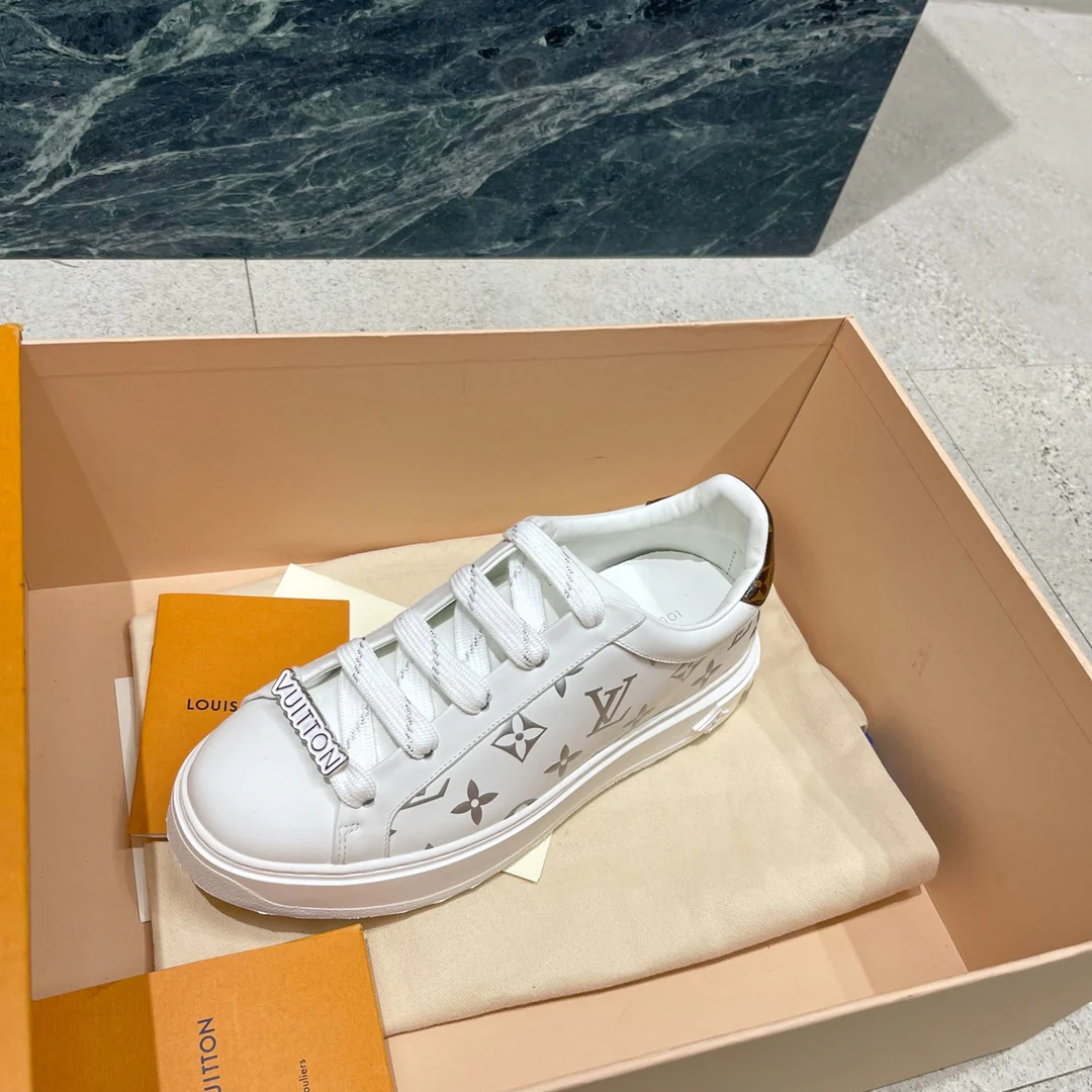 Обувь LV - LV Time Out - белые кроссовки на платформе - серебристые с золотой фольгой