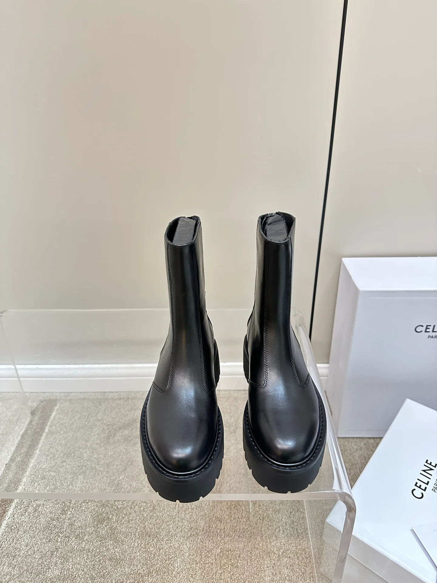 Ботильоны Celine на платформе из телячьей кожи - черные