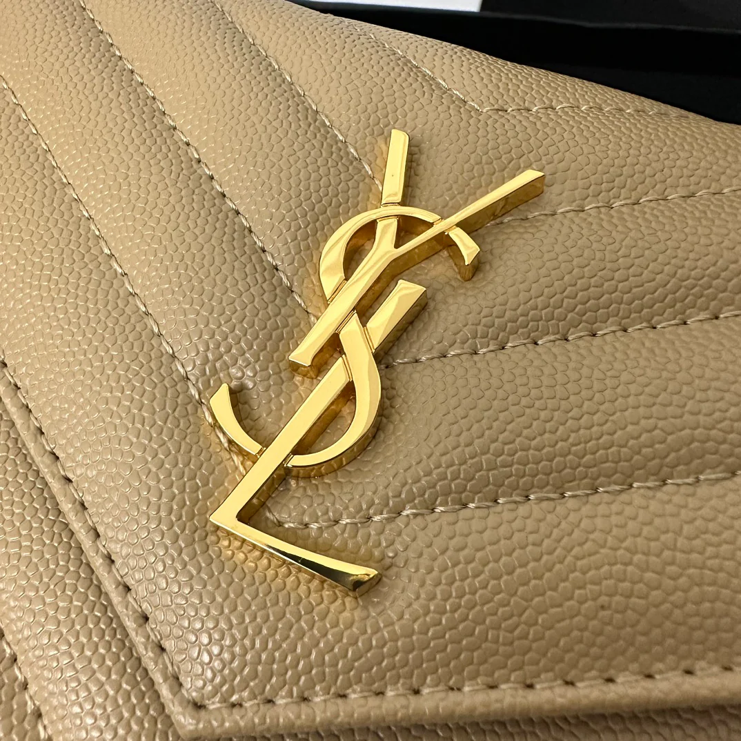 YSL Monogram Caviar WOC Apricot с золотой пряжкой, 22 см