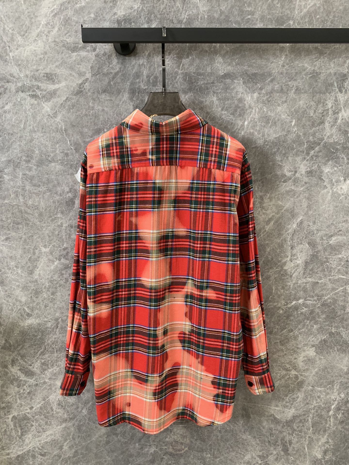 Новая клетчатая рубашка с воротником и длинными рукавами Celine 2404-24ss весна/лето