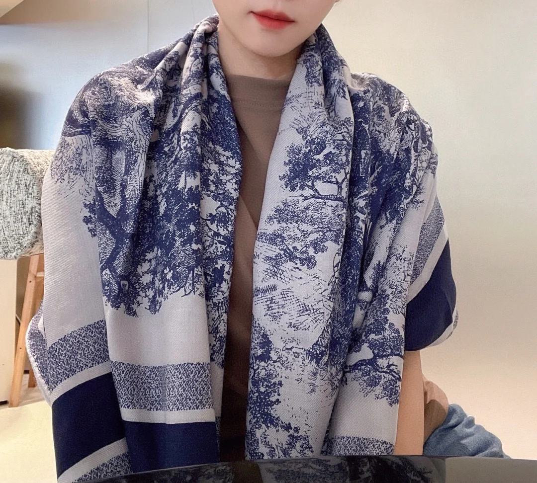 Dior - Квадратный шарф с рисунком в виде брызг краски - 140 см - Шелк и кашемир - Темно-синий