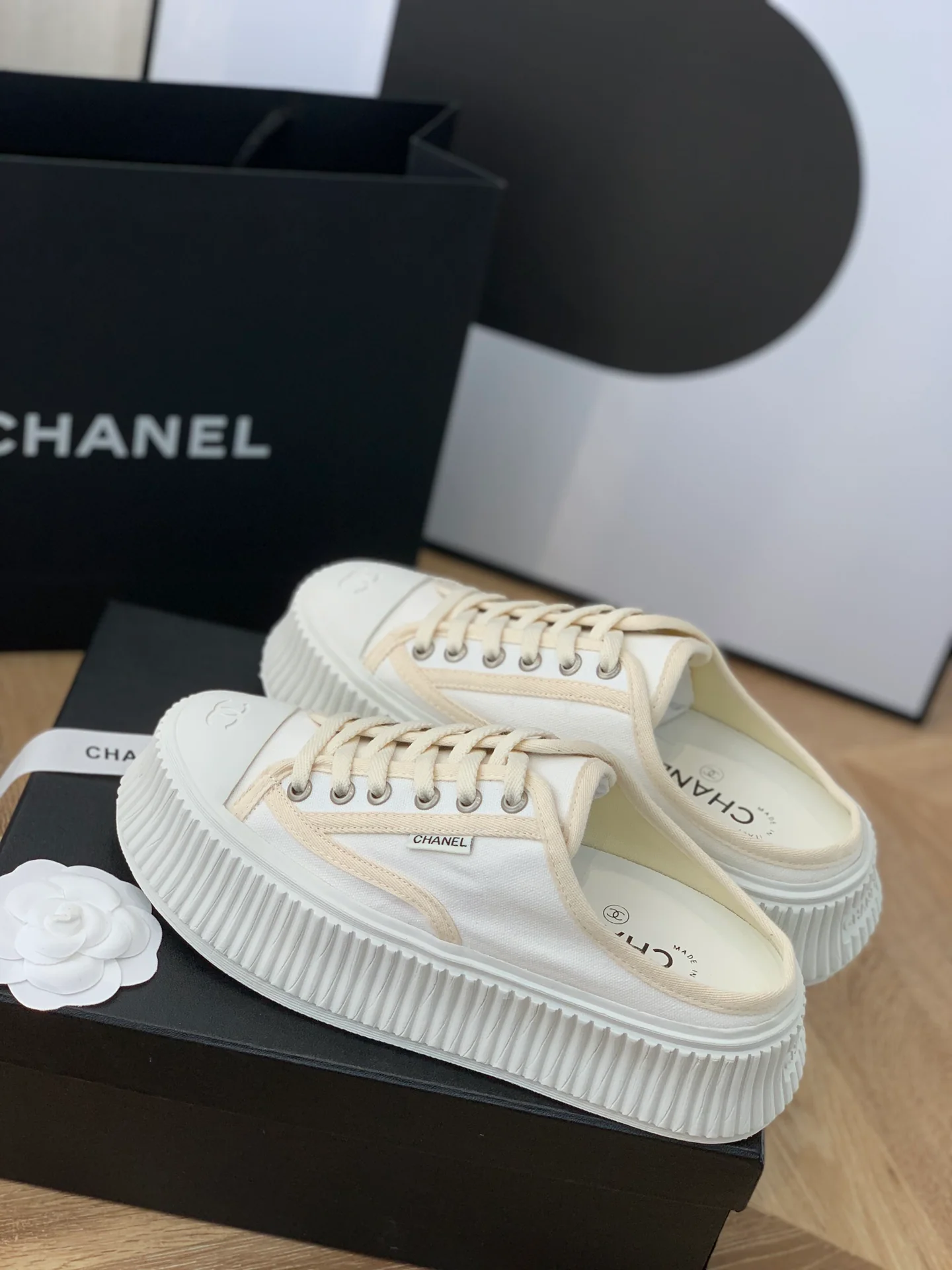 Мюли на платформе Chanel - парусиновые туфли с подкладкой из овечьей кожи - размер 35-40