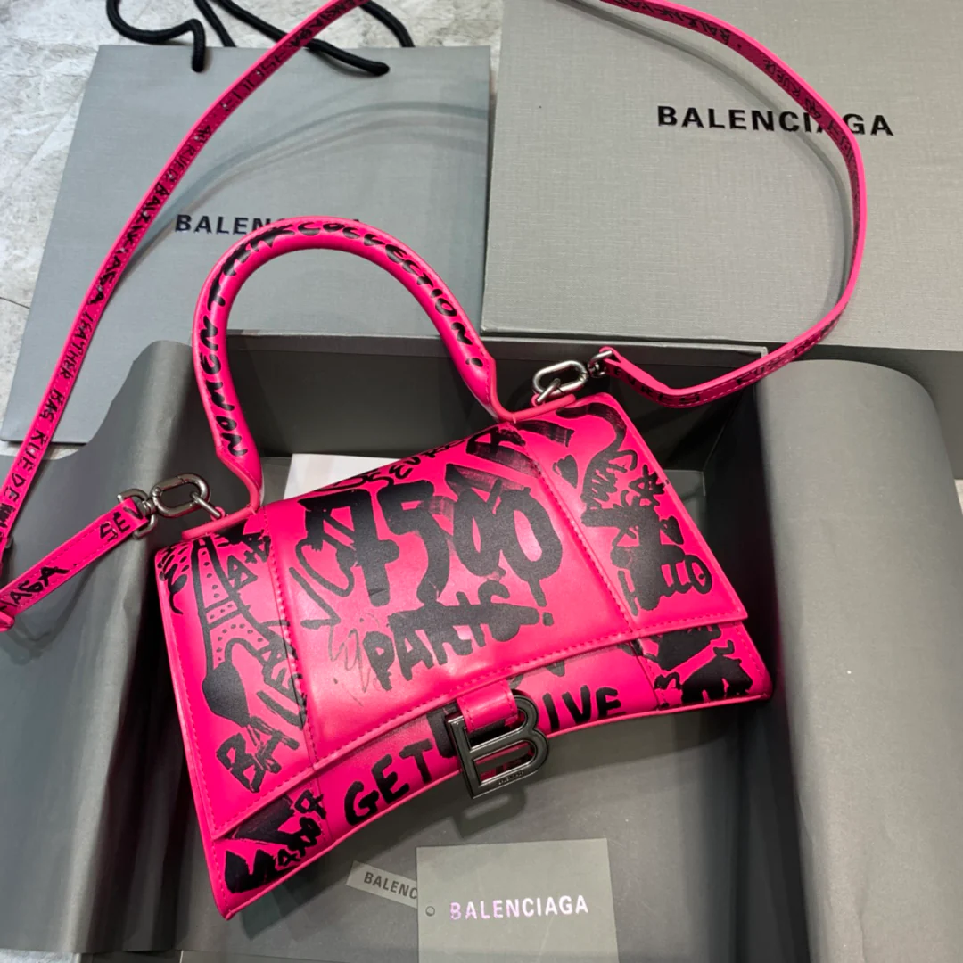 Сумка Balenciaga Hourglass - Розово-красная, однотонная, с граффити.