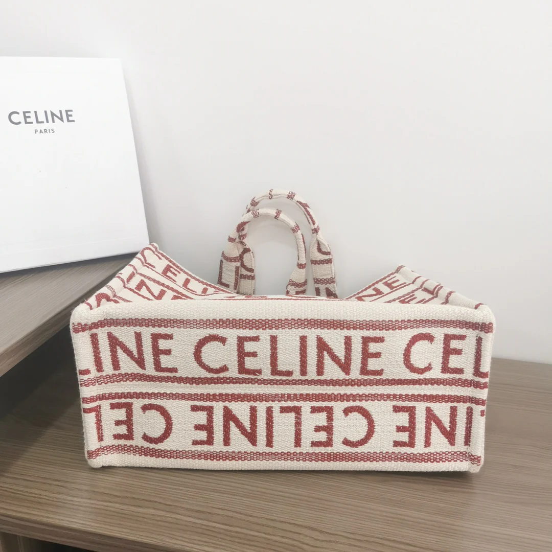 Сумка-шоппер Celine Cabas Thais, большая, красная (из махровой ткани)