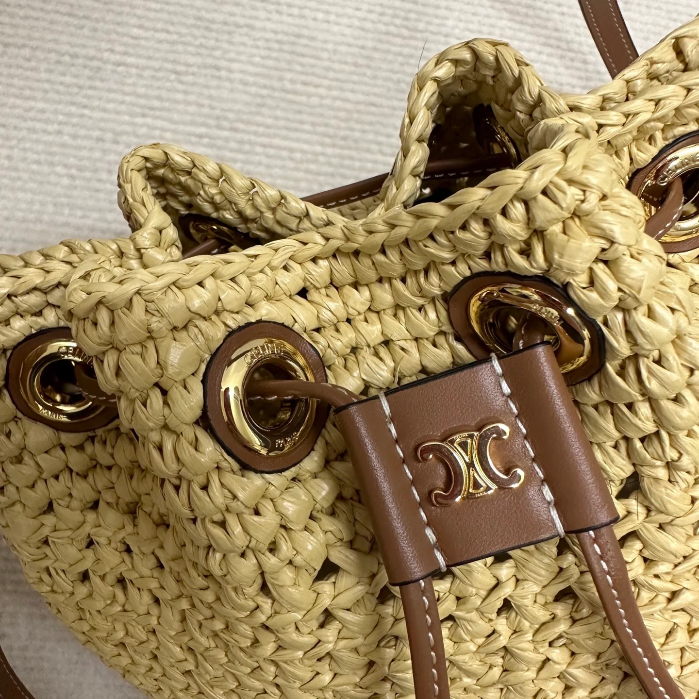 Плетеная сумка-ведро Celine-teen-clara