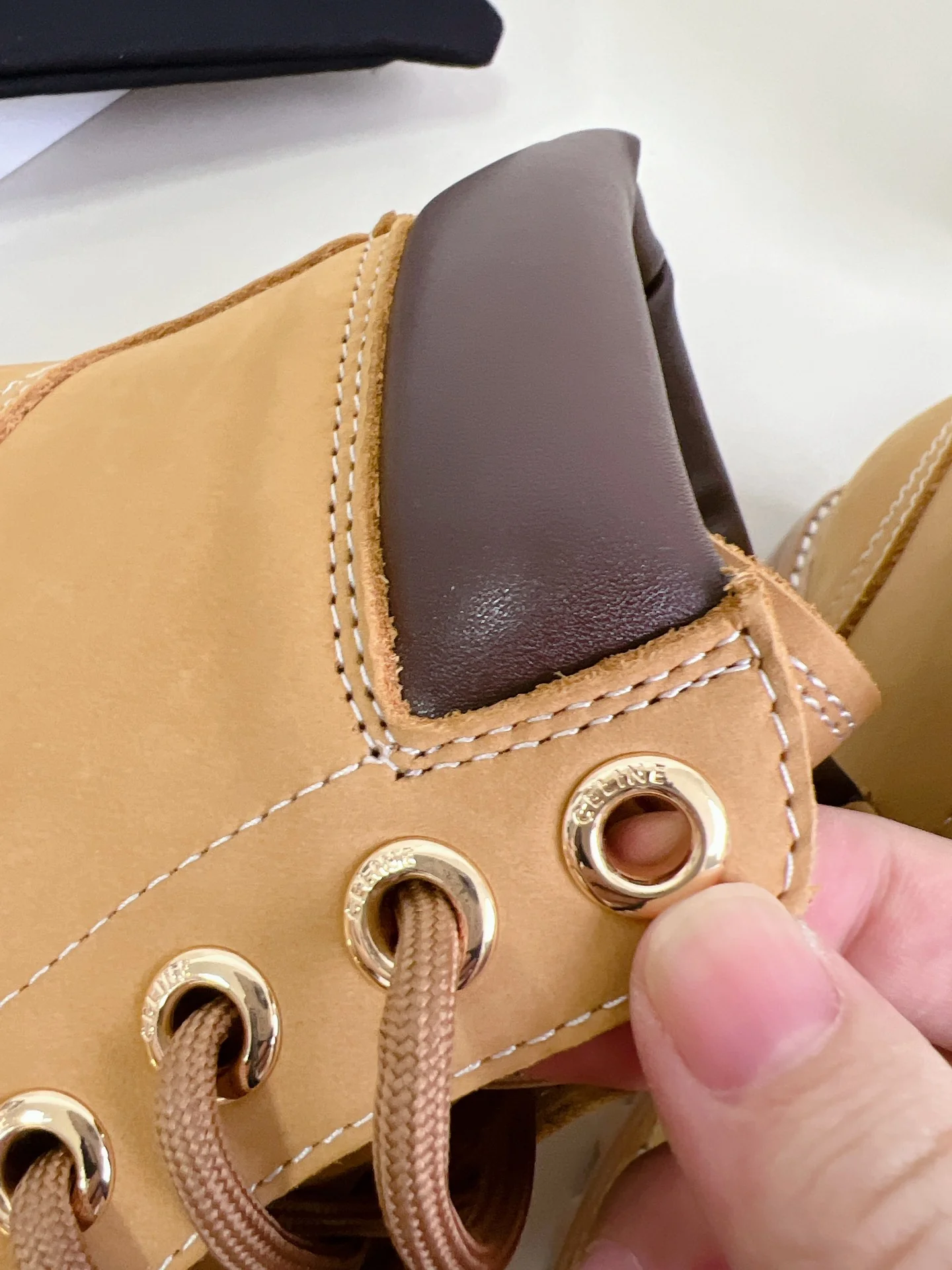 Ботинки Celine 22aw Classic Dr. Martens