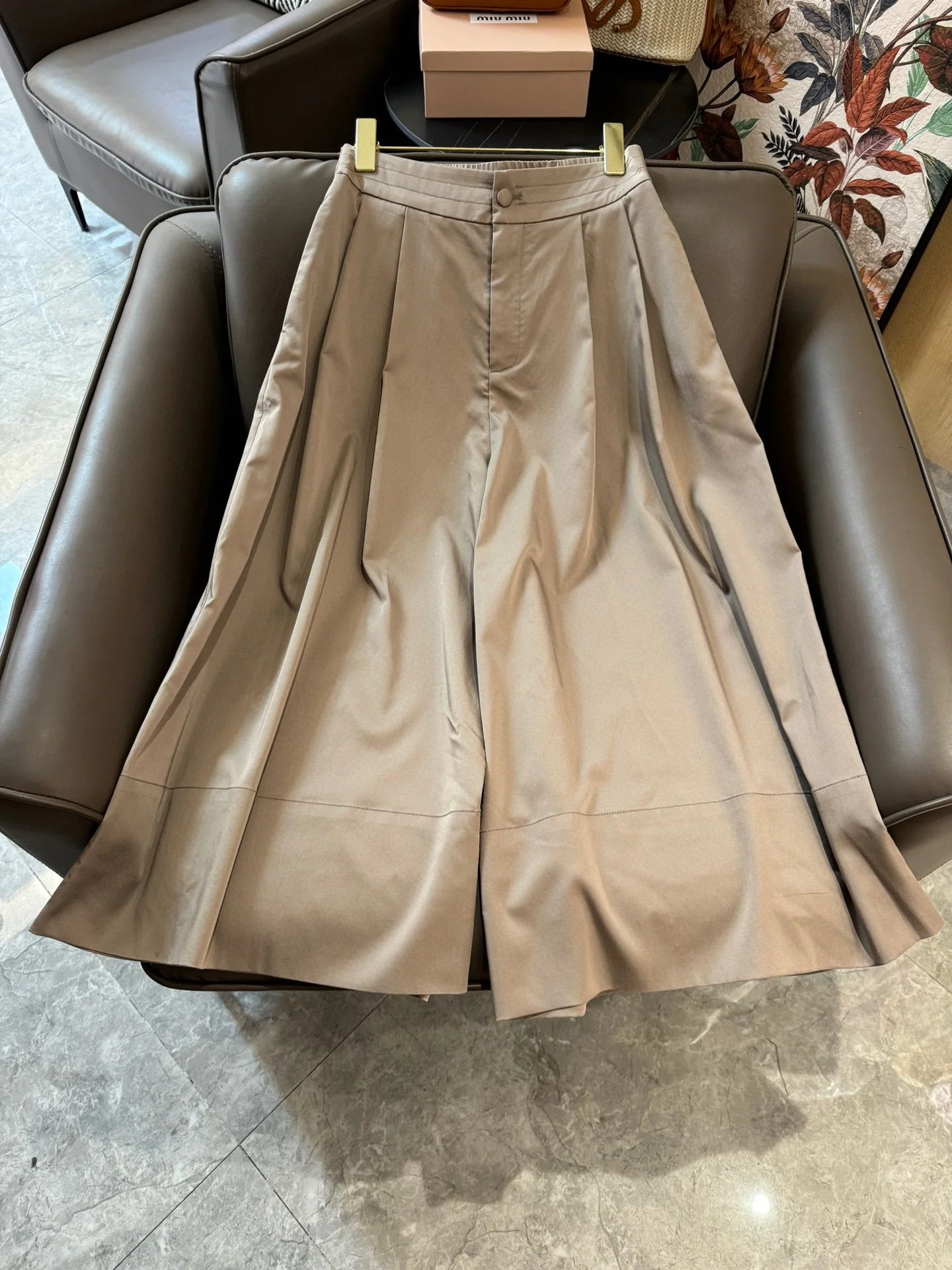 Новые широкие брюки Celine 2404-24ss - цвет хаки