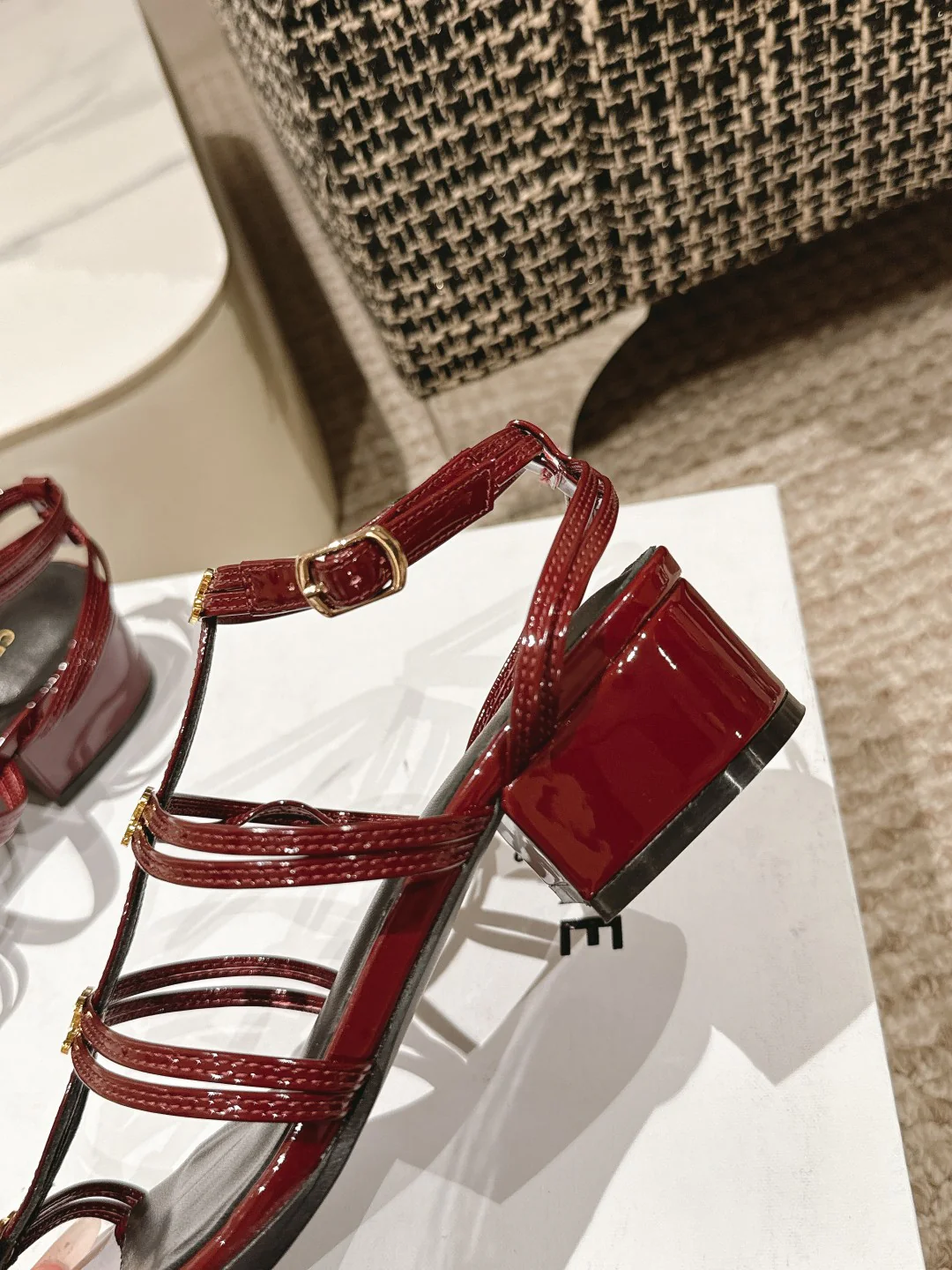 Сандалии Celine Roman 2024 - красные