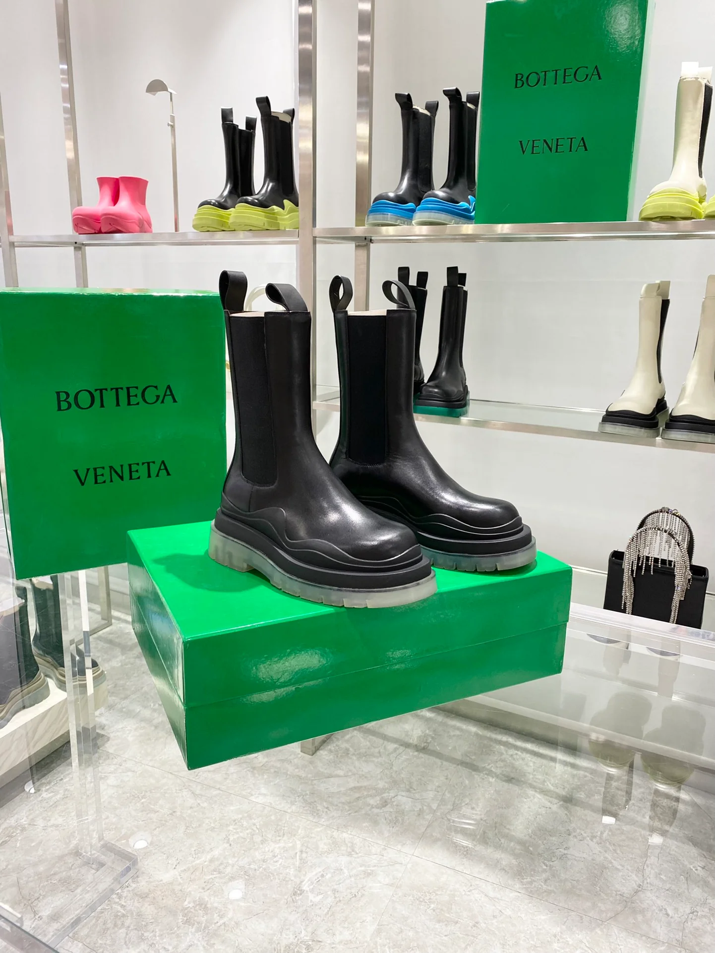 Сапоги BV до середины икры — черные — с прозрачной подошвой