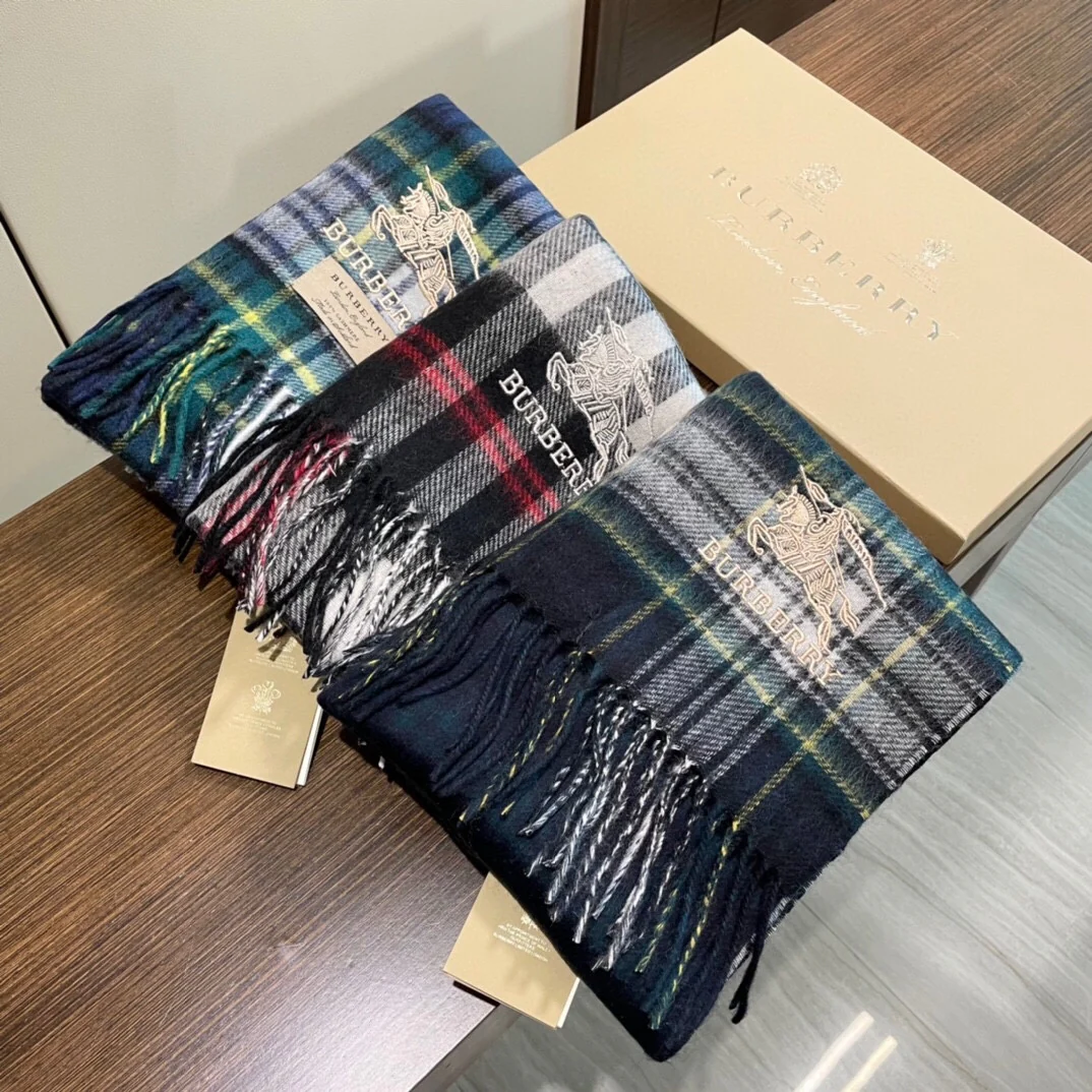 Burberry - Шарф унисекс