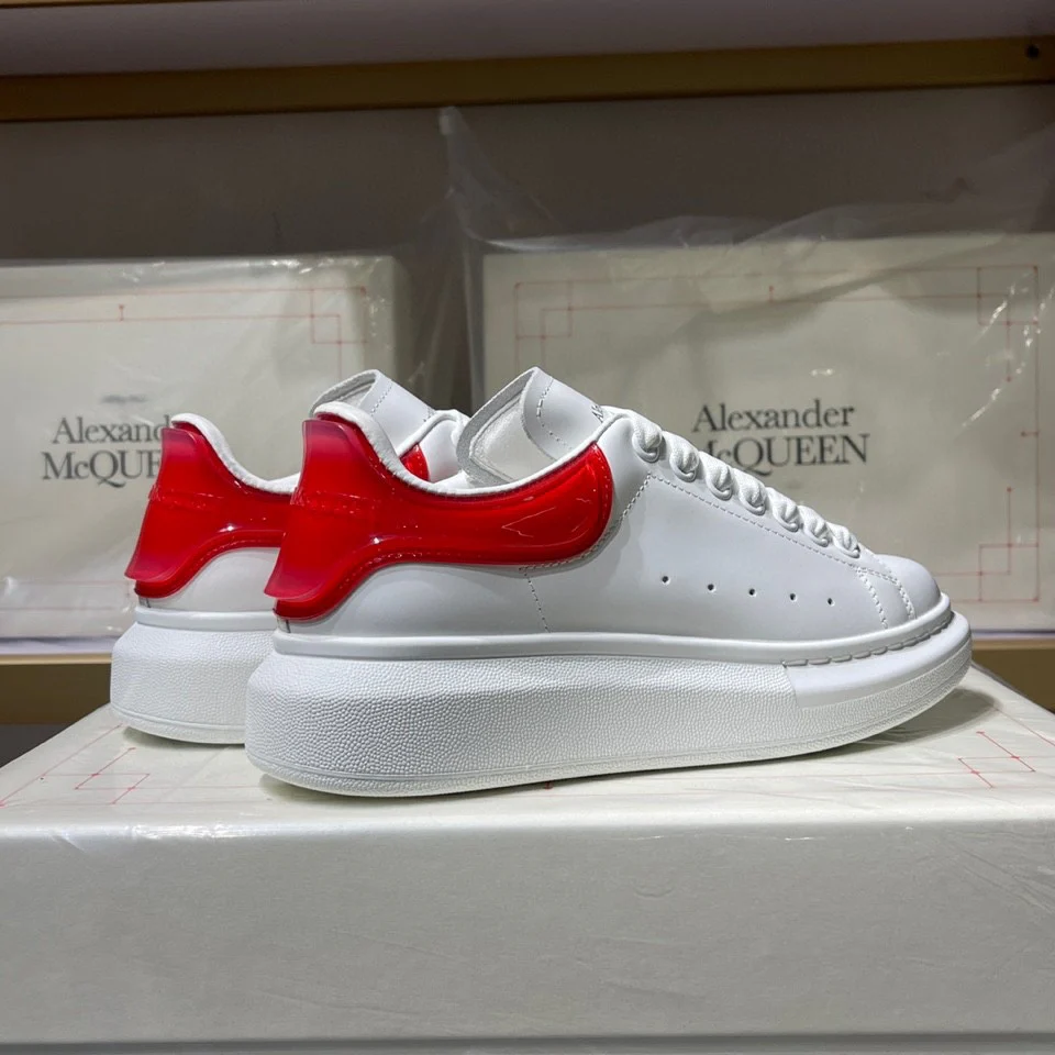 Классические белые кроссовки McQueen - унисекс - с большим красным каблуком-?желейкой? - Премиум-издание
