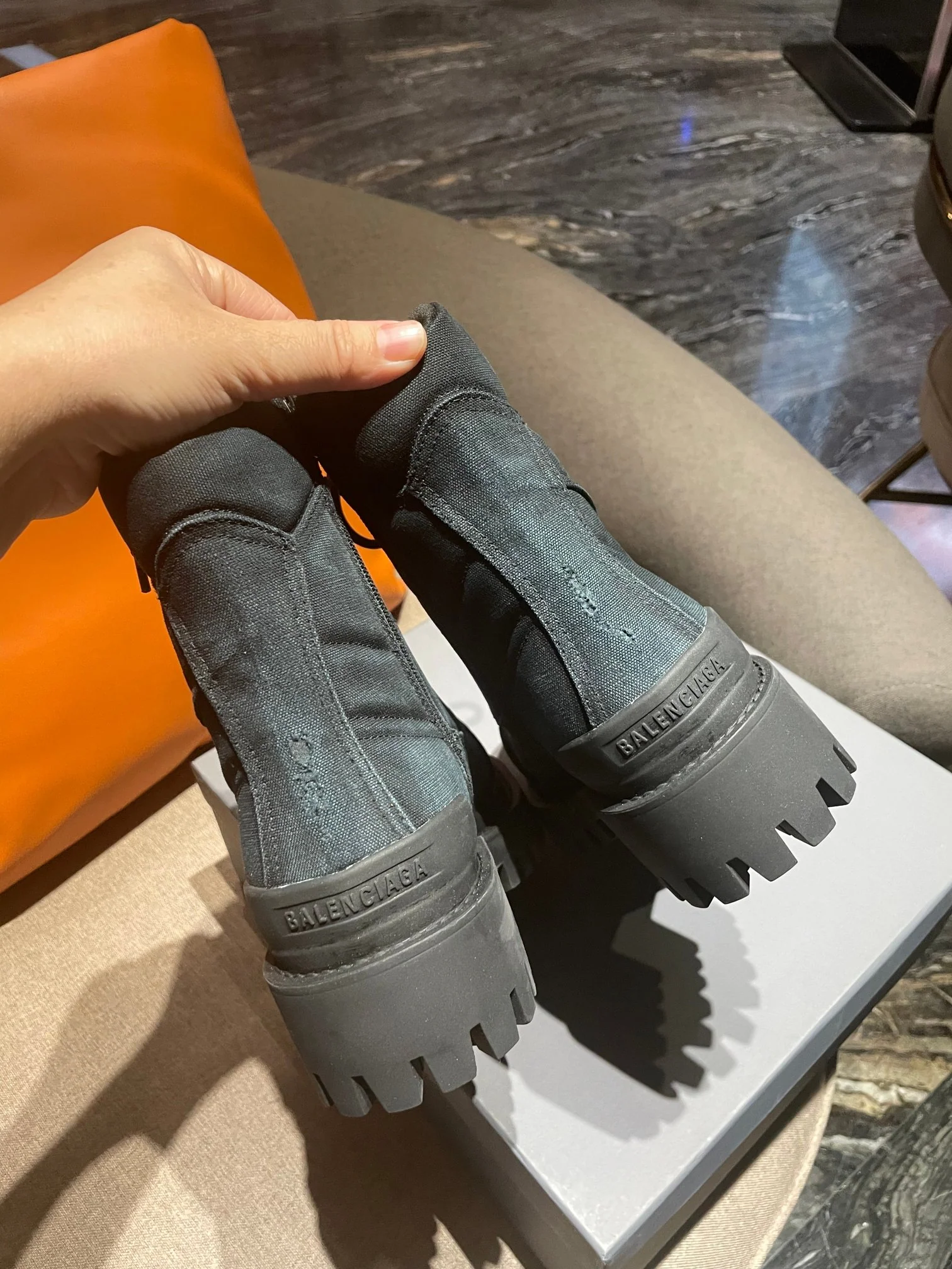 Balenciaga - Ботинки Big Head - Ботинки Dr. Martens